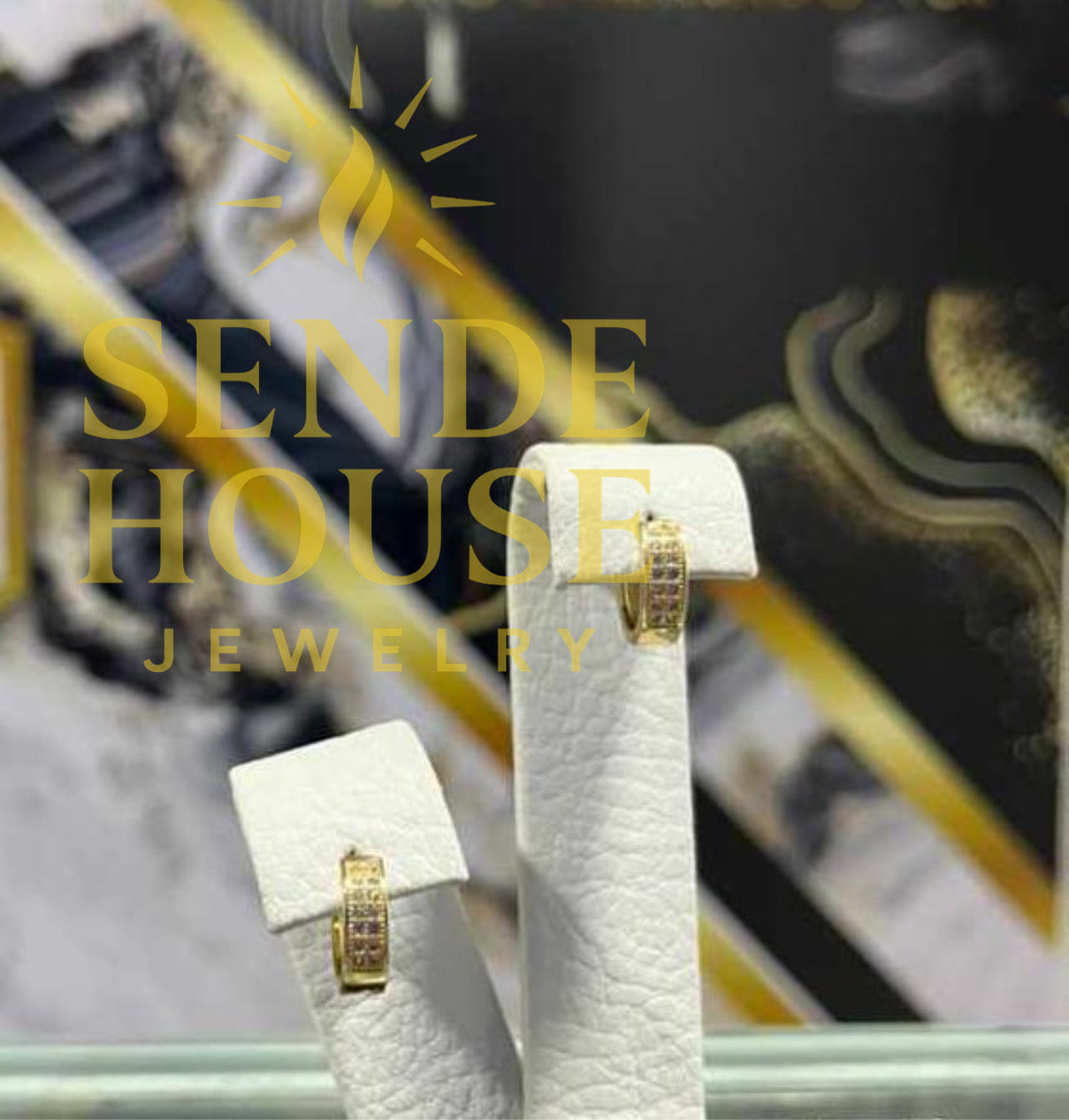 Aretes Aro Pavé en Oro Laminado 18k