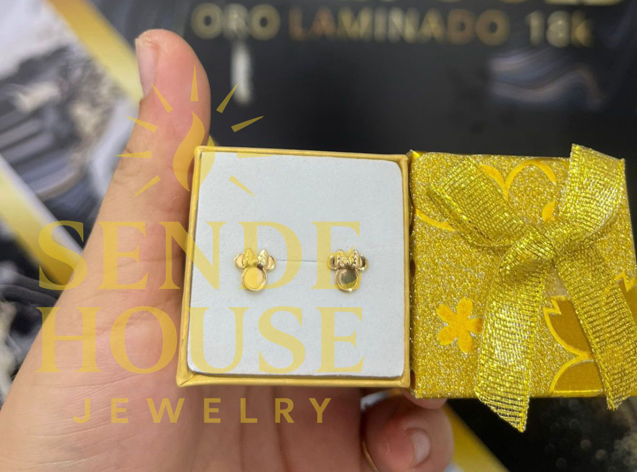Aretes Mini Minnie en Oro Laminado 18k